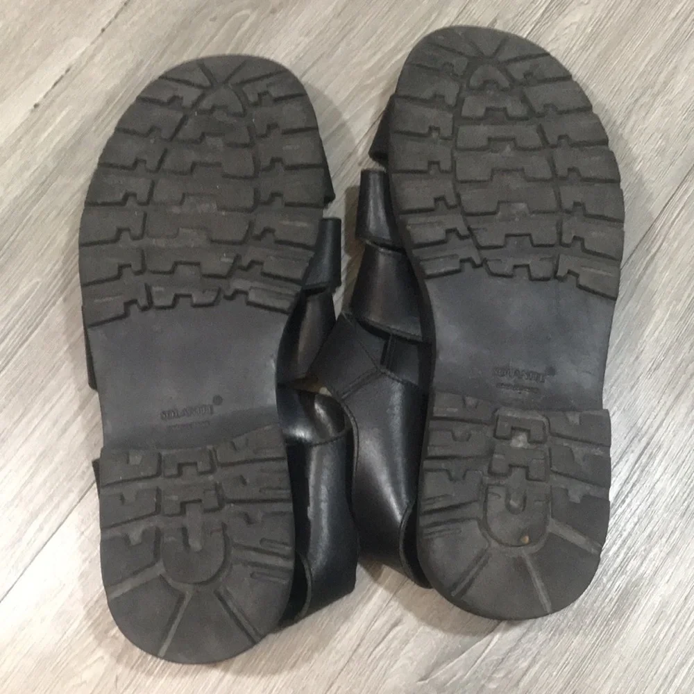 L. L. Bean Black Leather Fisherman Style Sandals         ‎   size 12